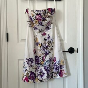 White House Black Market Strapless